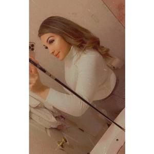 Meet your Posher, Thalia